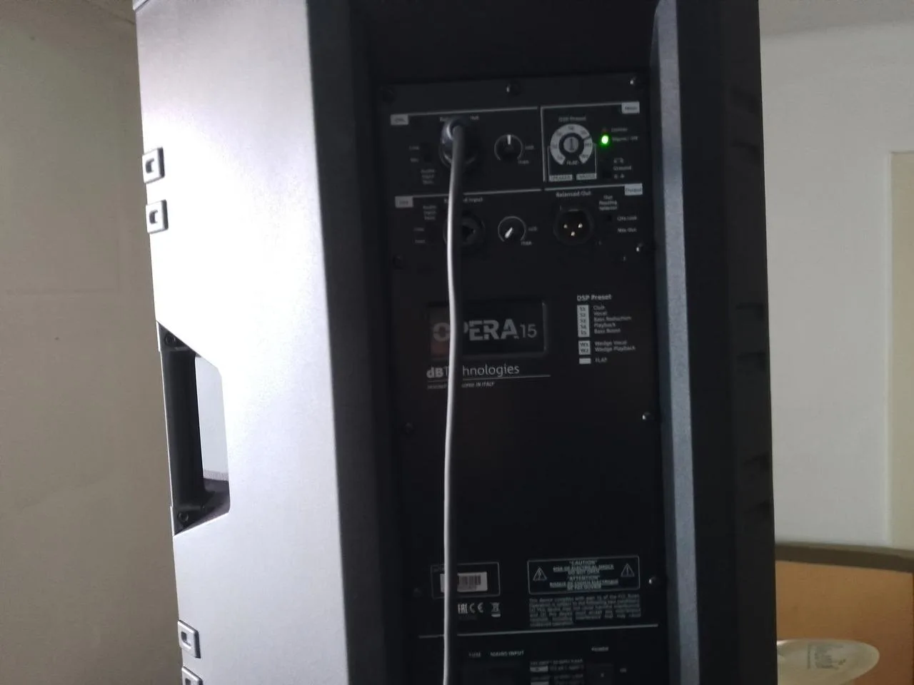Prodám aktivní reprobox db technologies