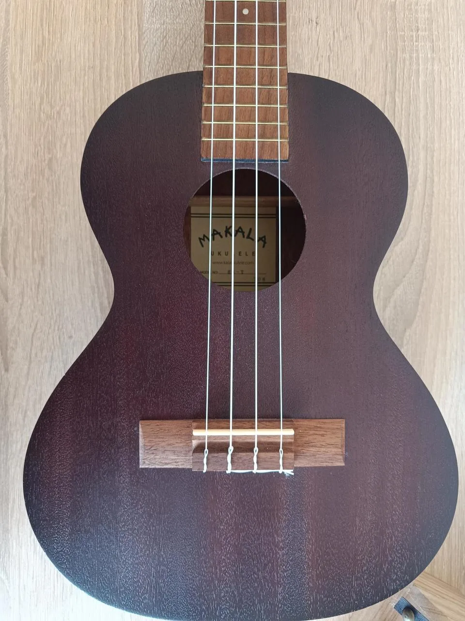 Ukulele Makala MK-T s obalem