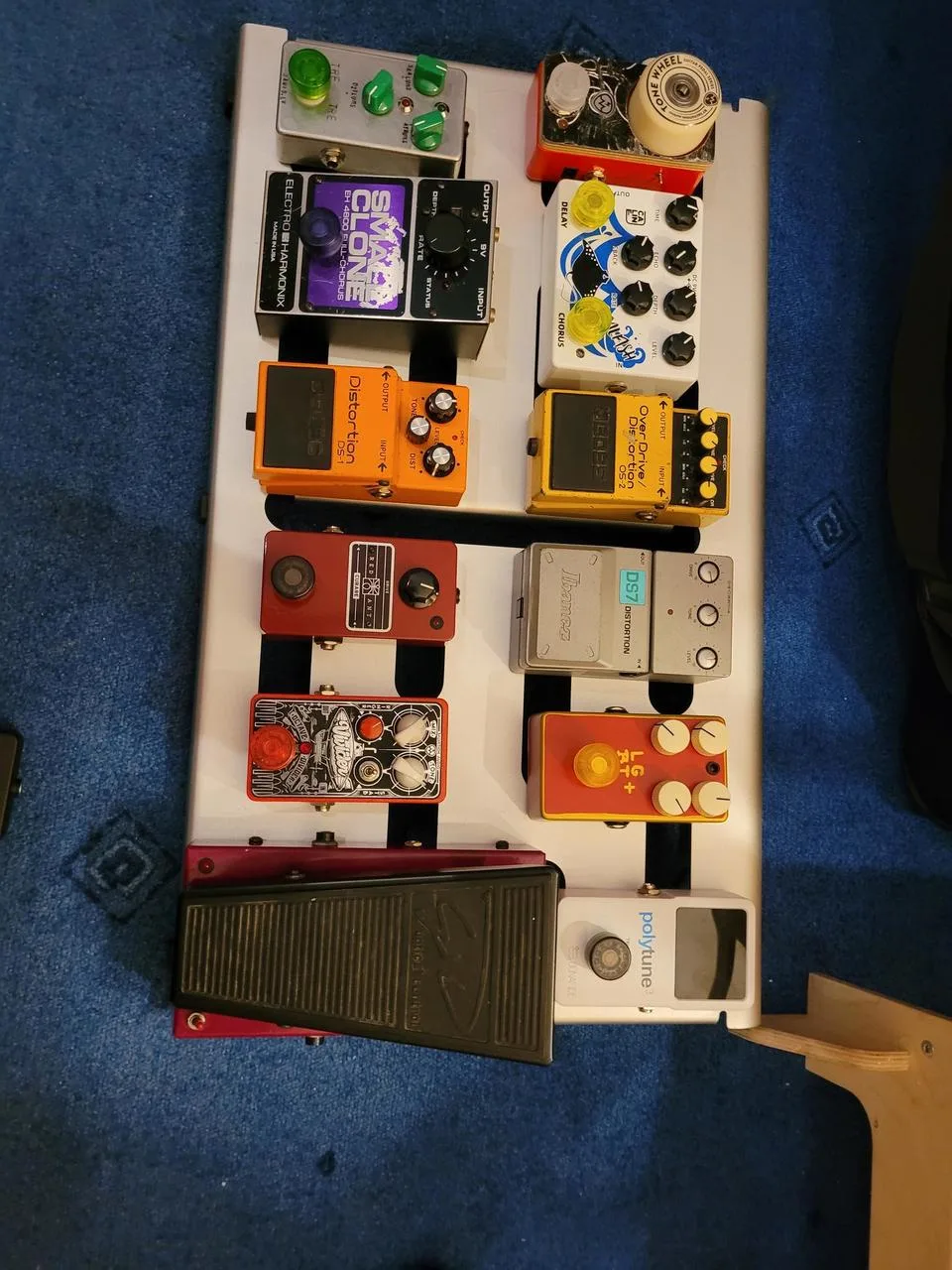 Vyměním velký pedalboard mono za menší
