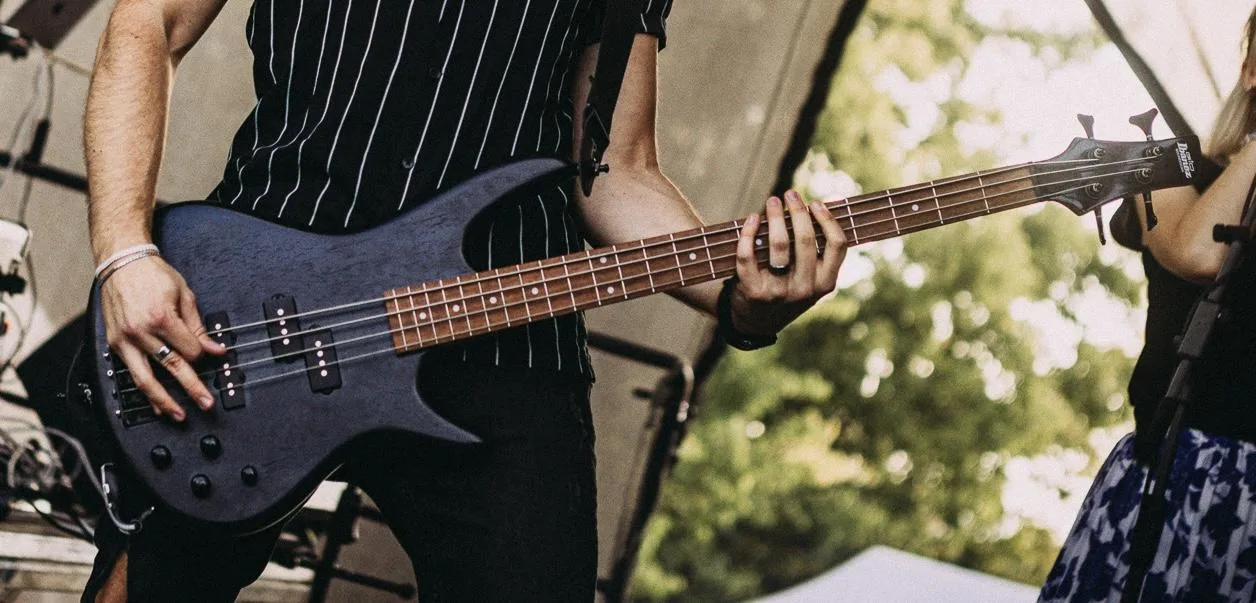 Ibanez GSR200B Weathered Black
