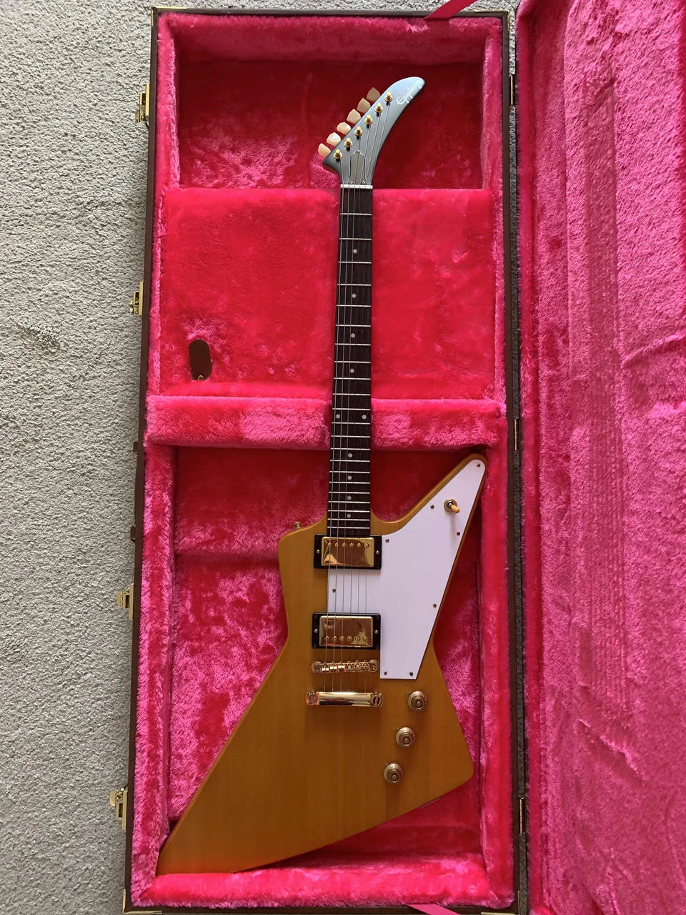 [REZERVACE] Epiphone IBGC 1958 Korina Explorer
