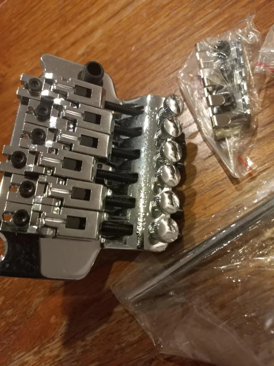 Komplet tremolo typ Floyd Rose