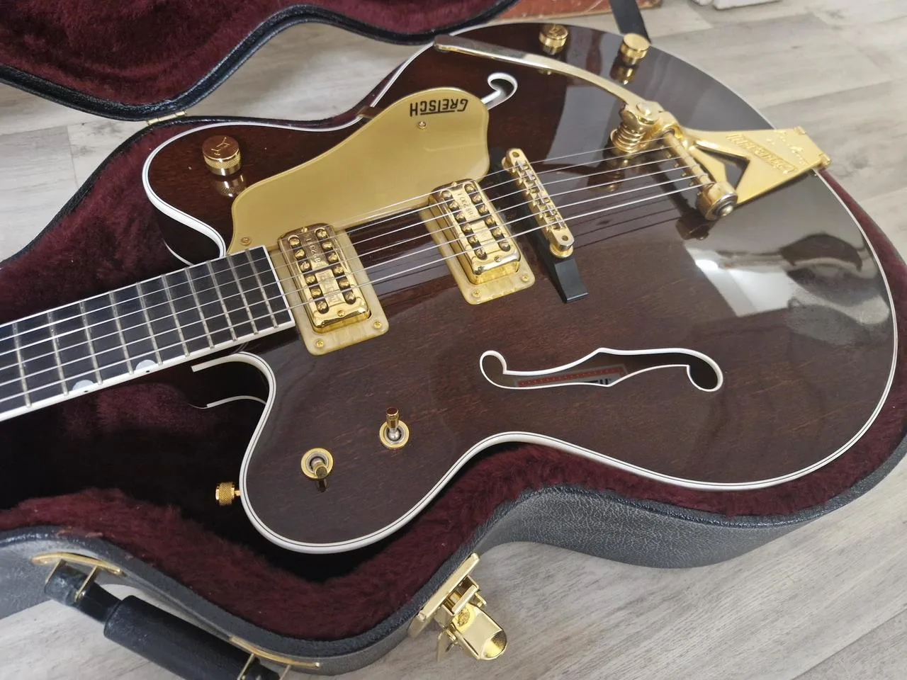 JAPAN - Gretsch G6122 II Chet Atkins Country Gentleman