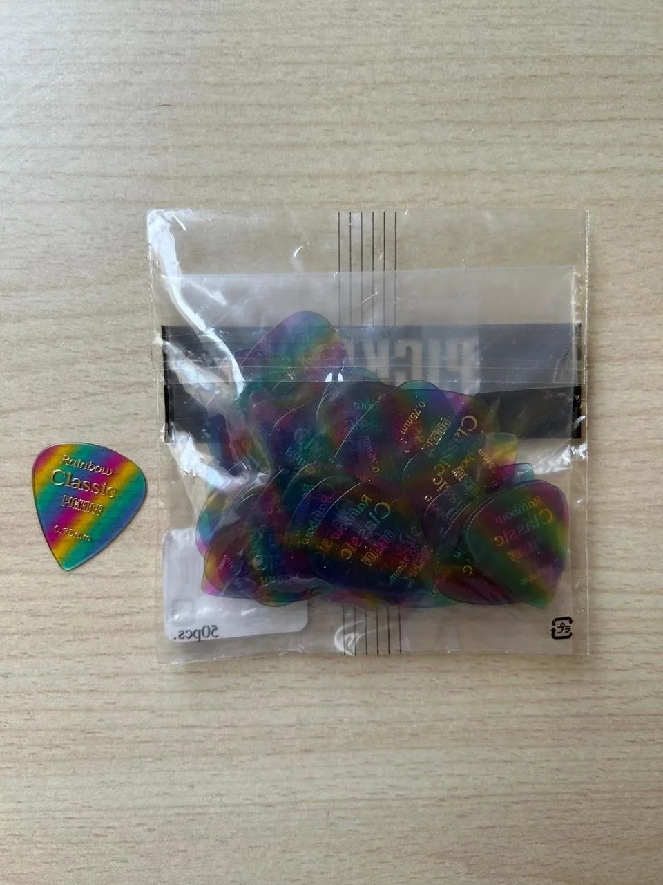 Kytarová trsátka Pickboy Rainbow Classic 0.75 mm (50Ks)