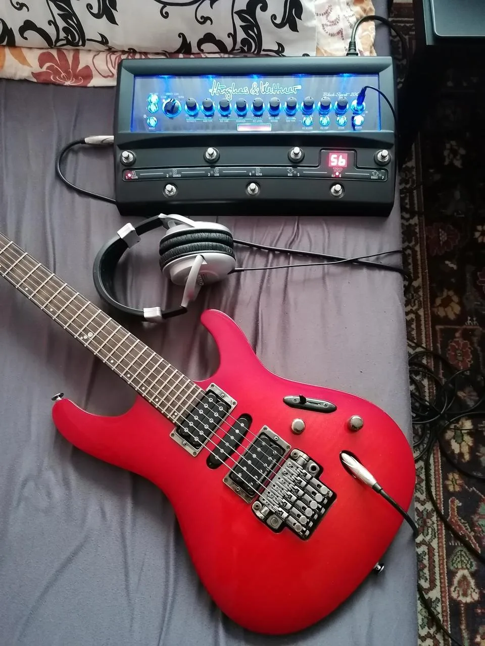 Hughes & Kettner Black Spirit 200