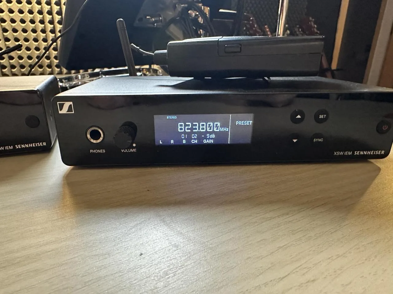 Sennheiser XSW IEM E-Band – stav téměř jako nový