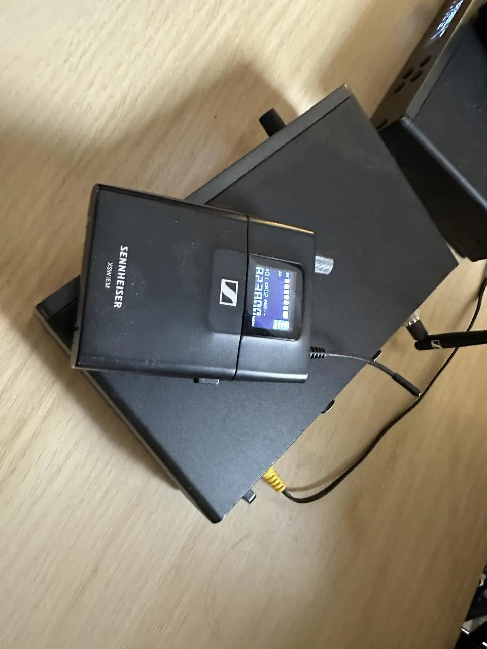 Sennheiser XSW IEM E-Band – stav téměř jako nový
