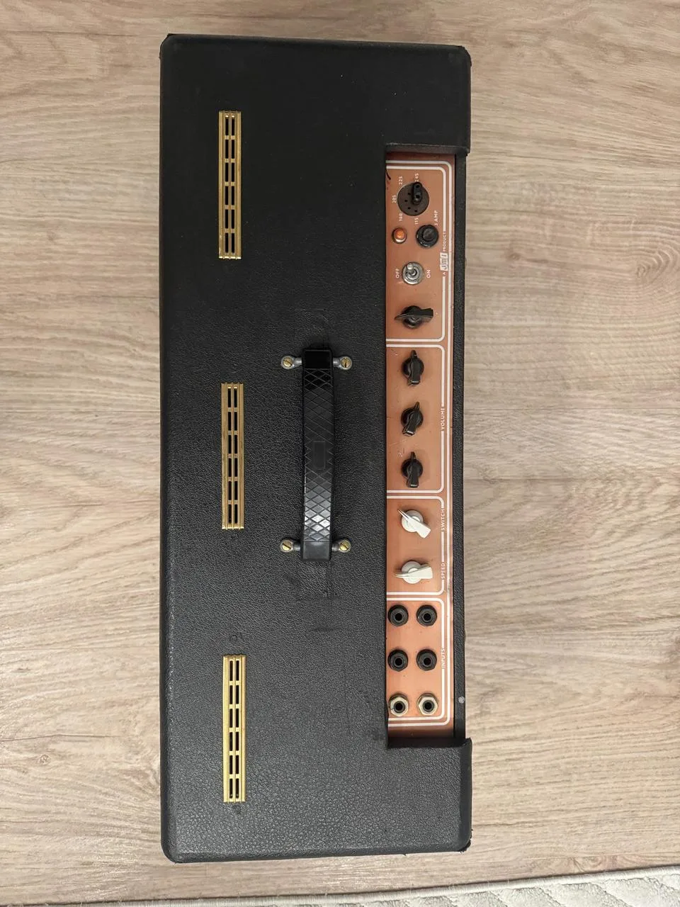 Vox AC30 hlava z roku 1964