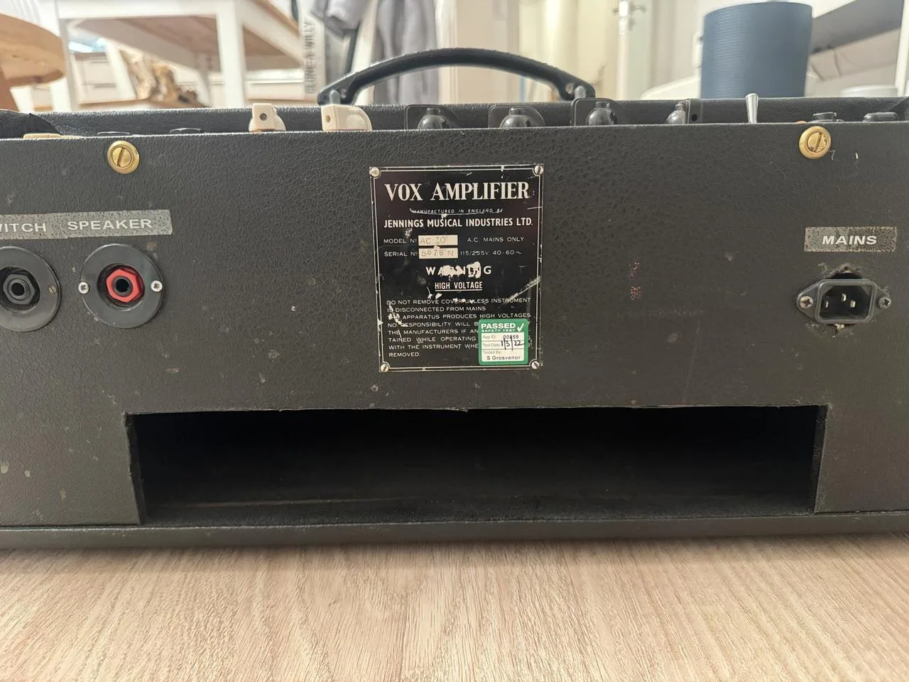 Vox AC30 hlava z roku 1964