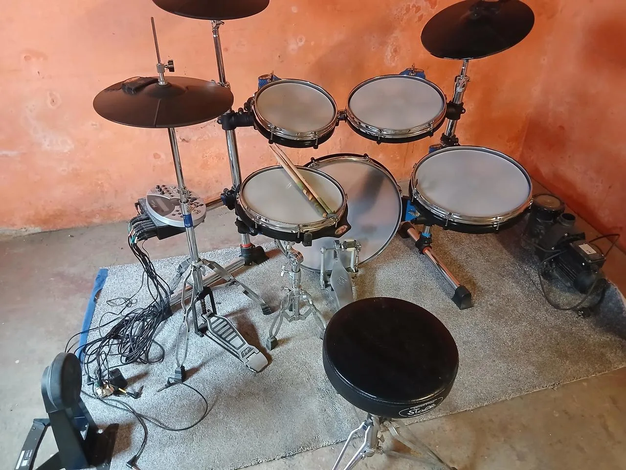 Traps drum set