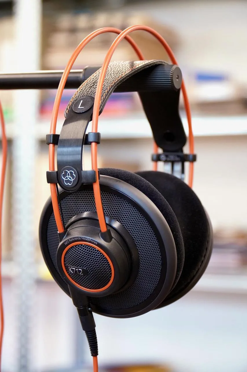 AKG K712 PRO