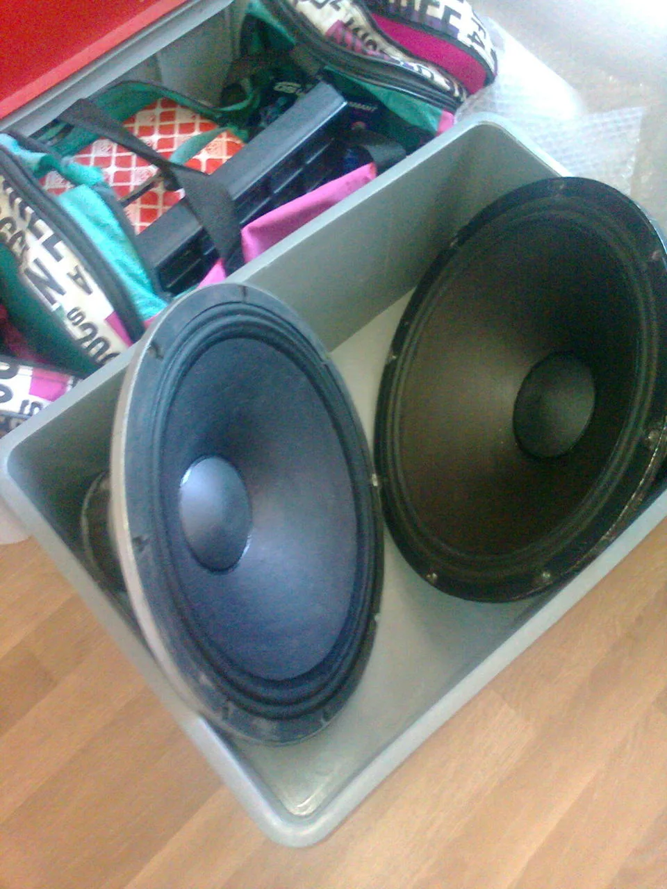 Bass bedna 350W - 4Ohmy  (možno i 2 kusy)