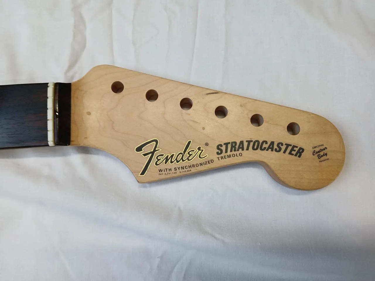 Prodám krk Fender Stratocaster