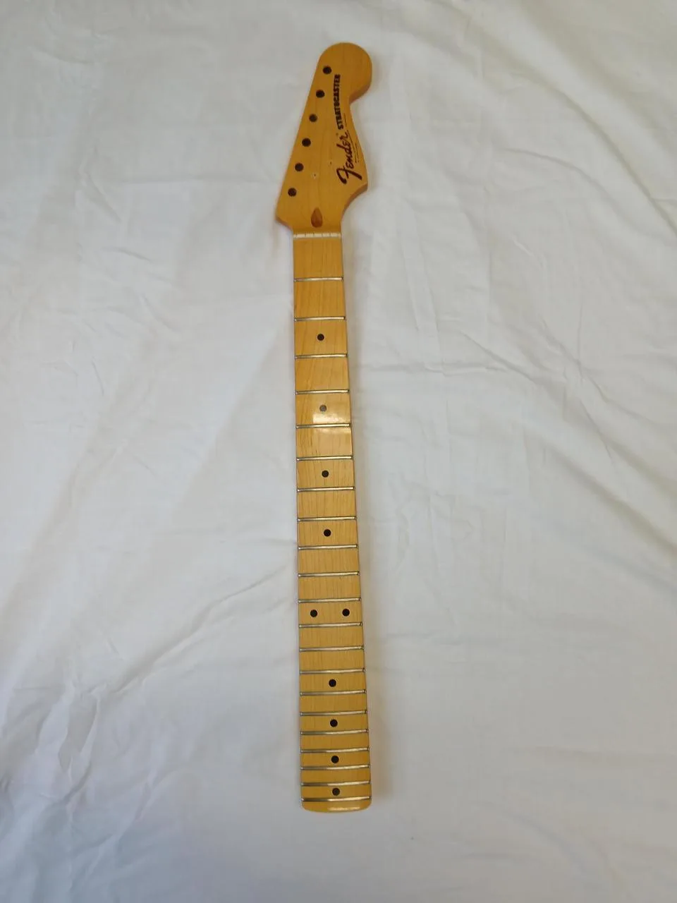Prodám krk Fender Stratocaster