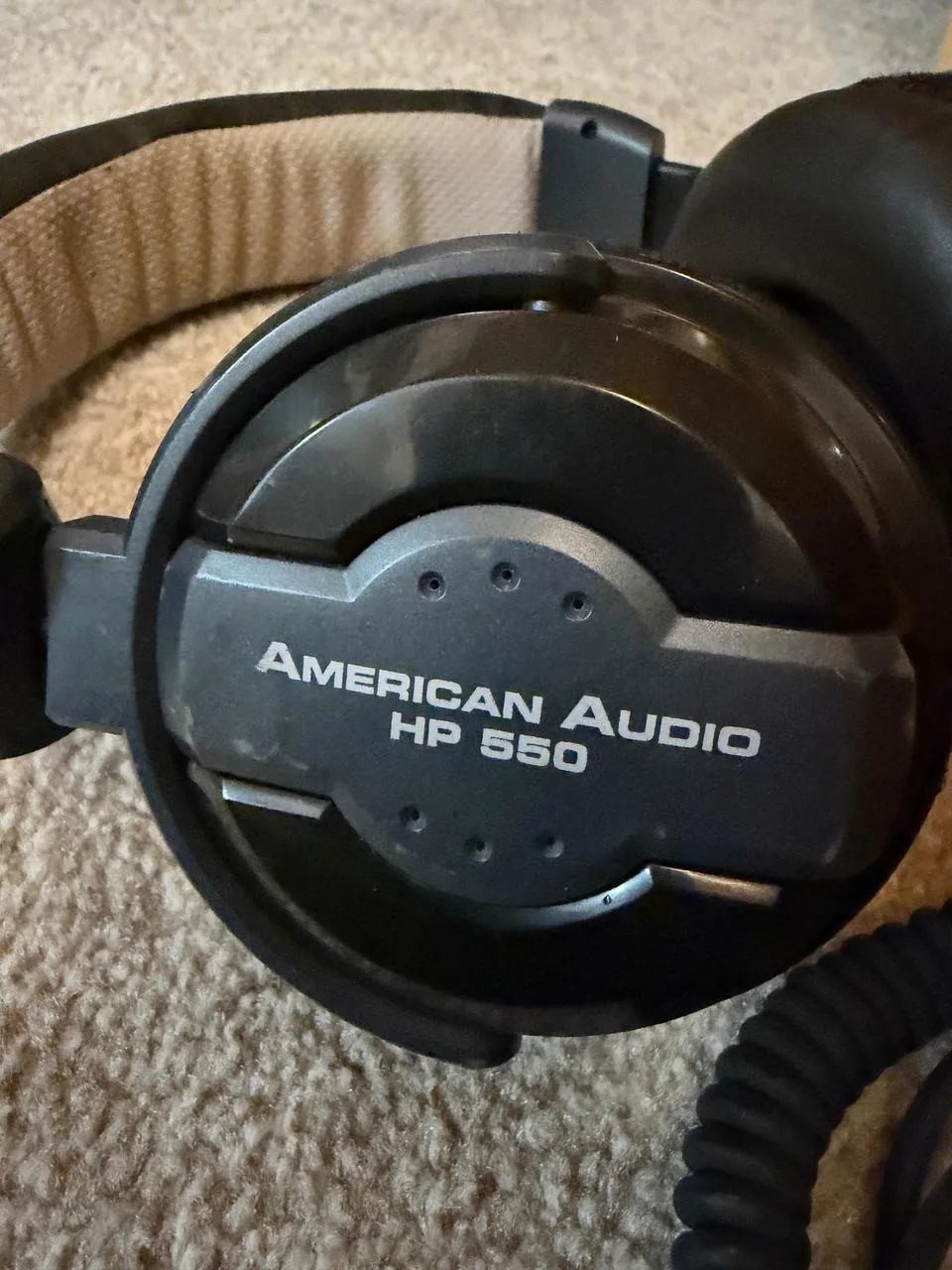 Sluchátka American Audio HP550