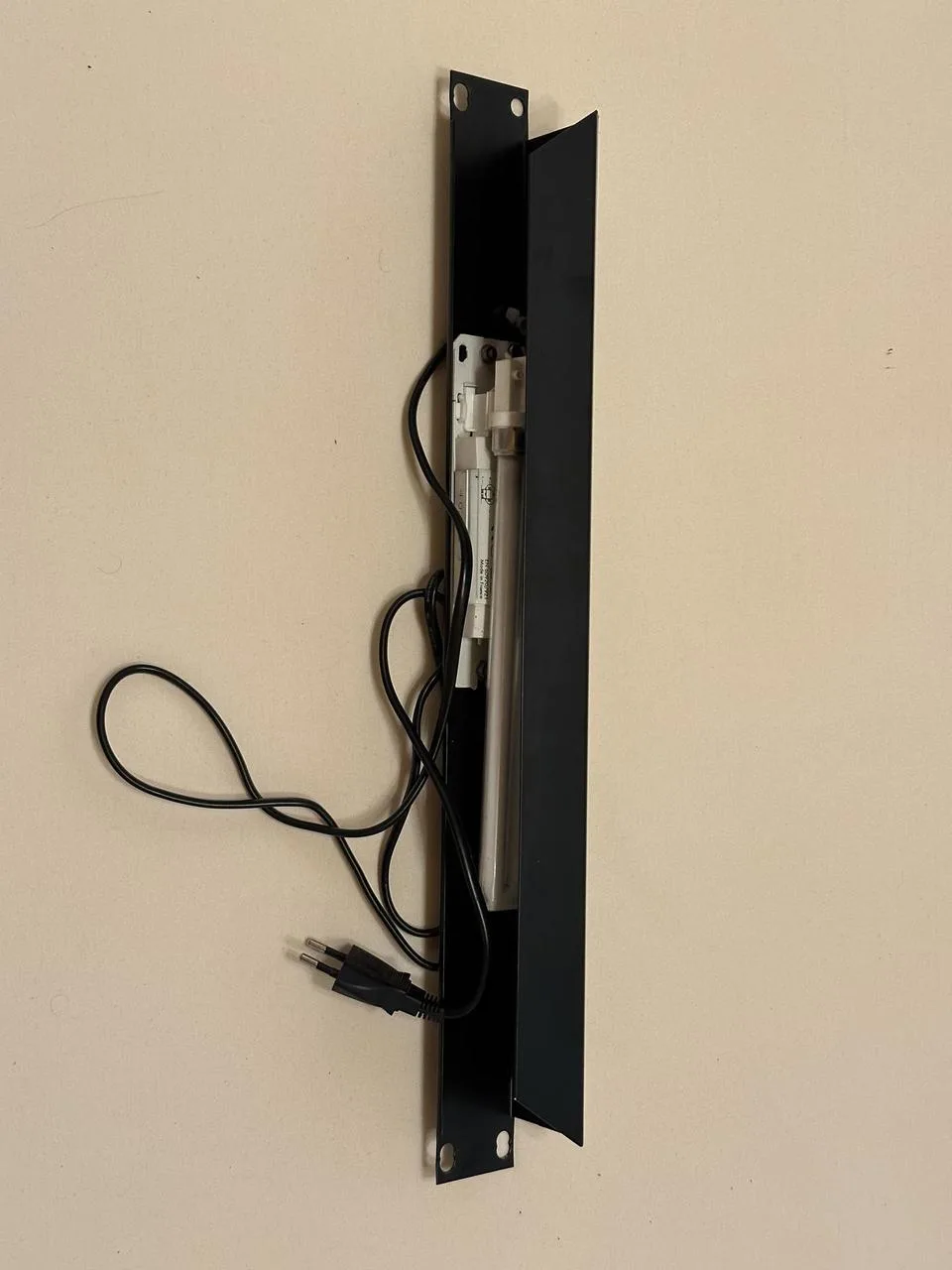 Racková lampa 1U