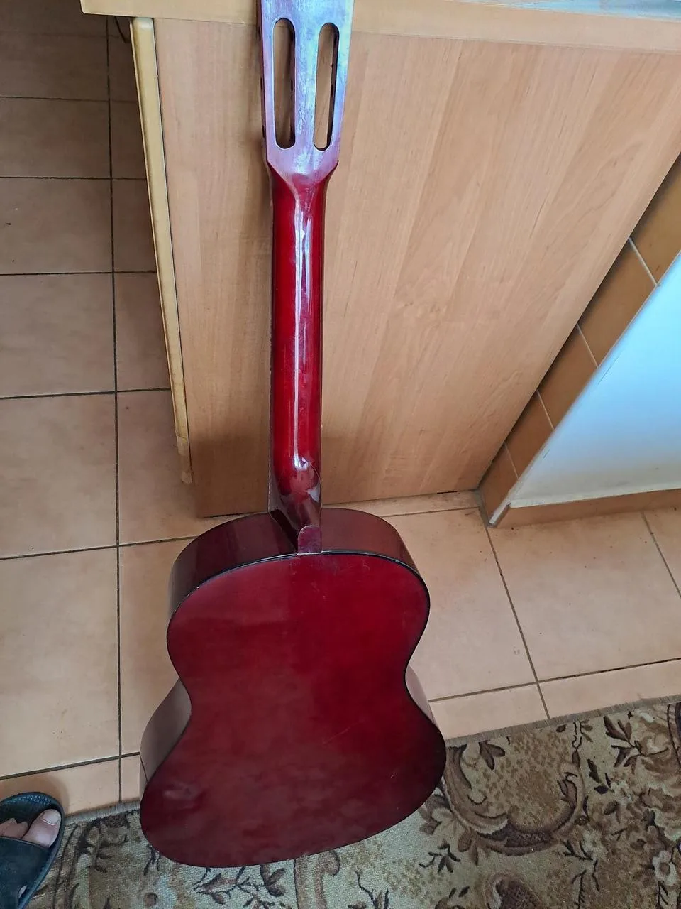 Stará trampská kytara