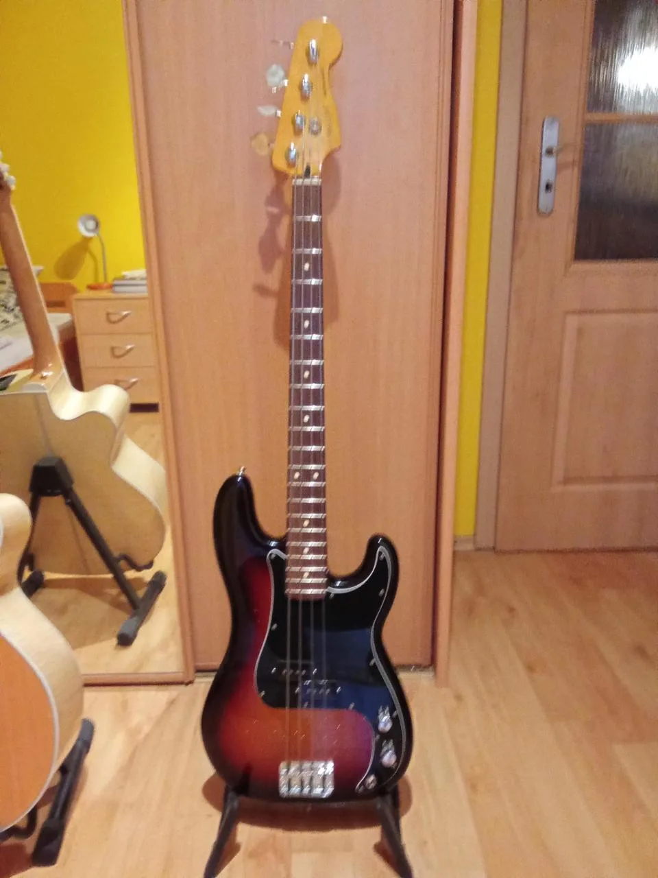 Fender Precision MIM Limited Edition - zánovná