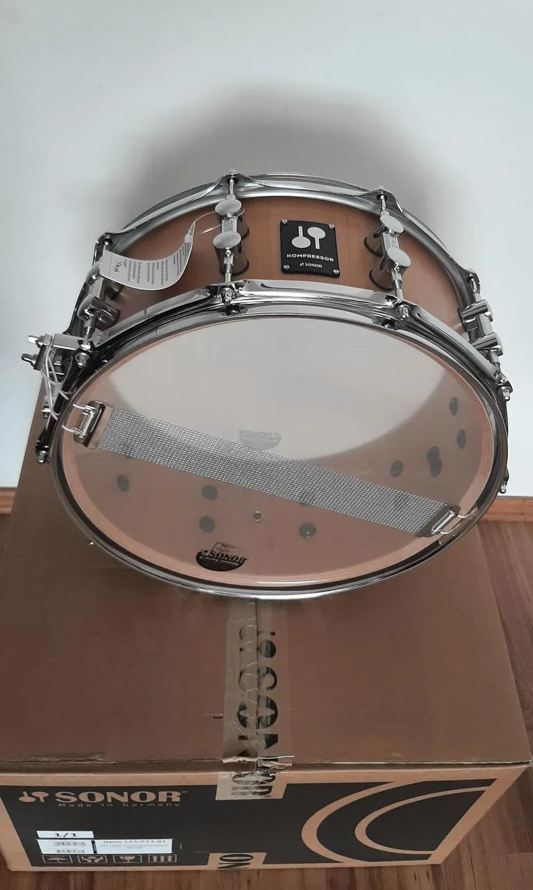 Prodám snare Sonor Kompressor Natural Beech 14" x 6"