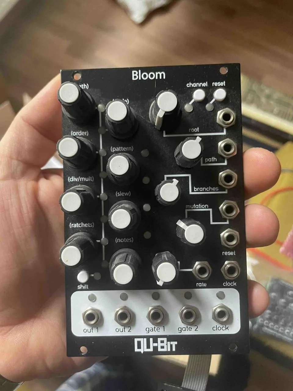 Qubit Electronix - Bloom v1