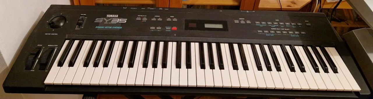 Prodám Yamahu SY35