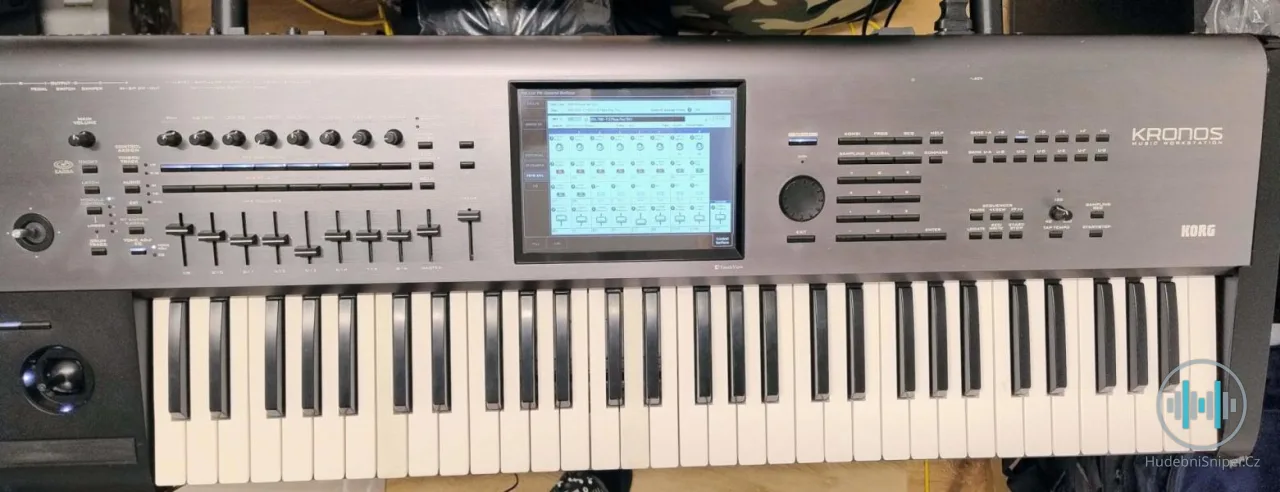 Korg Kronos (1. gen) – Extrémní výkon & Neuvěřitelný zvuk za skvělou cenu
