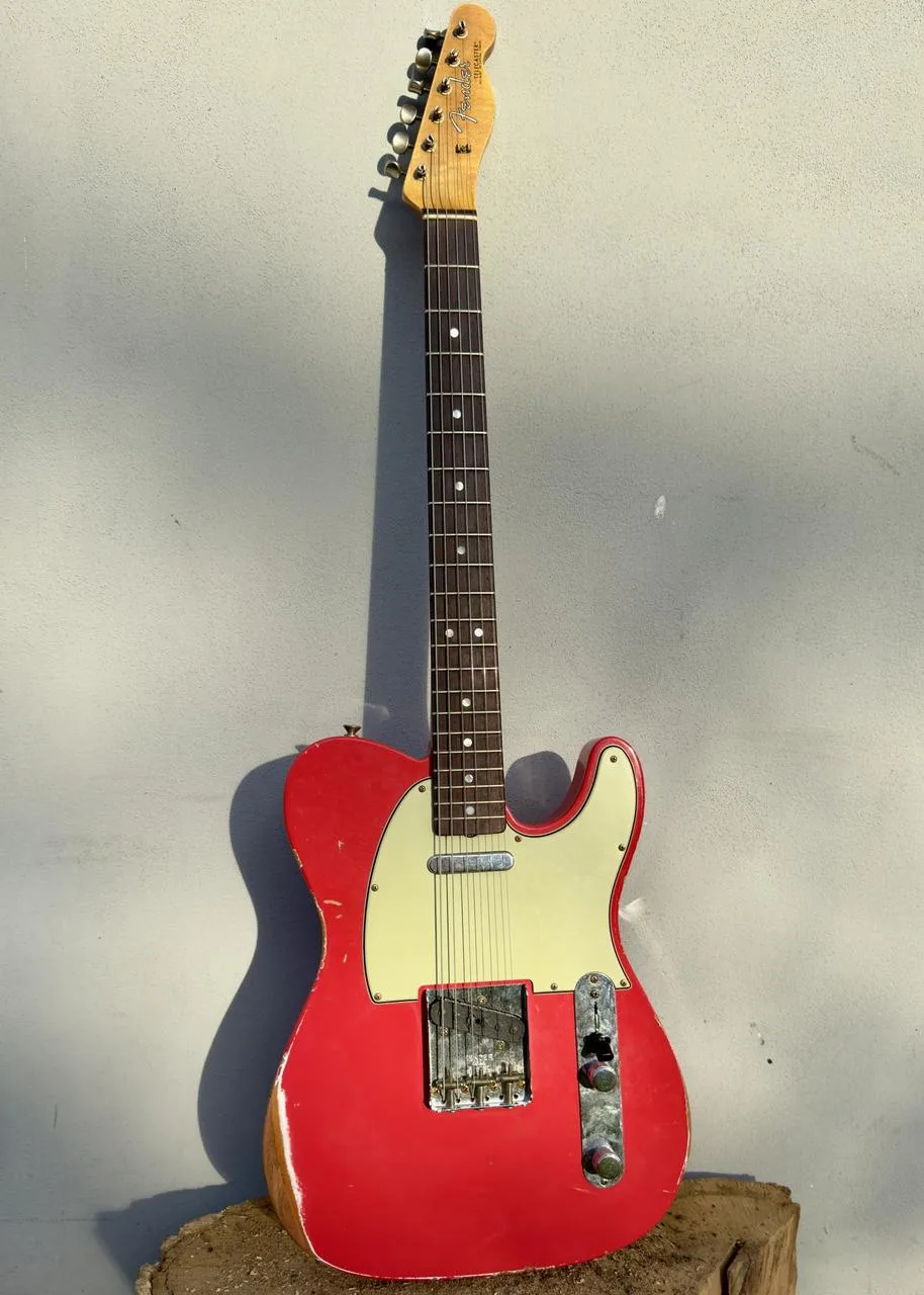 Fender Custom Shop 64 Telecaster Relic Aged Fiesta Red