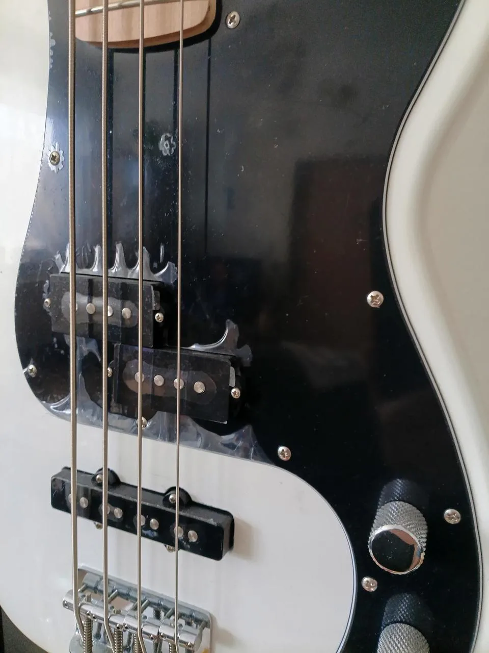 Fender Squier Precision Bass