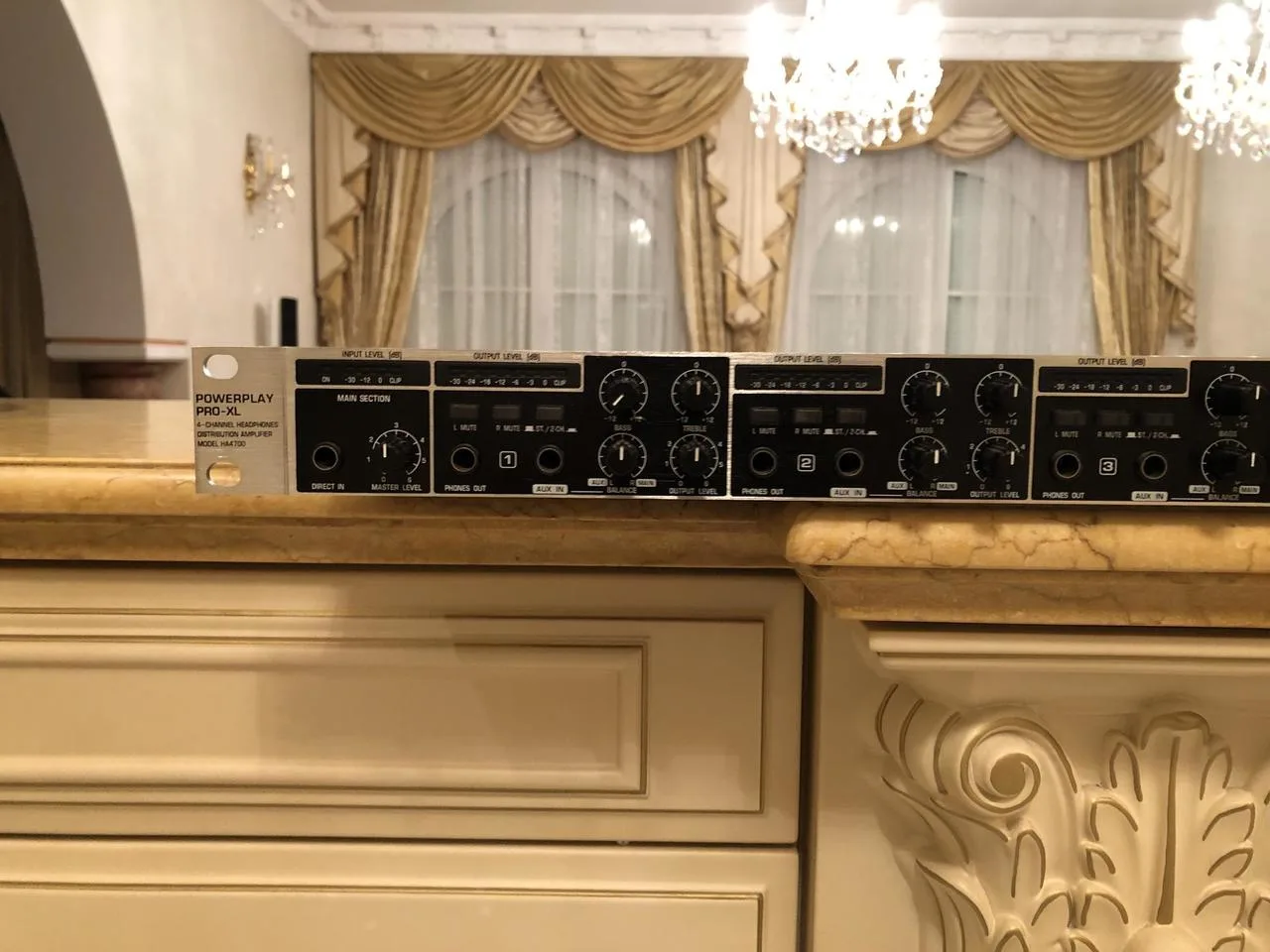 Behringer PowerPlay Pro-XL HA4700