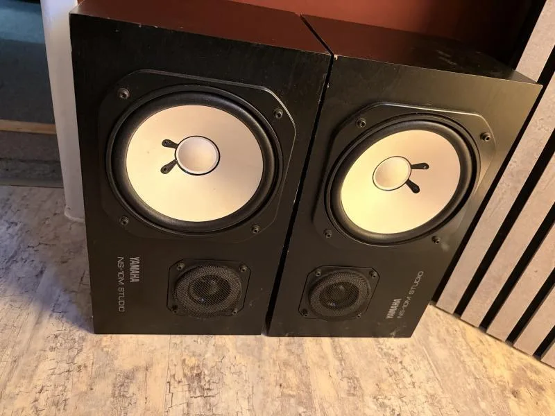 Yamaha NS-10m