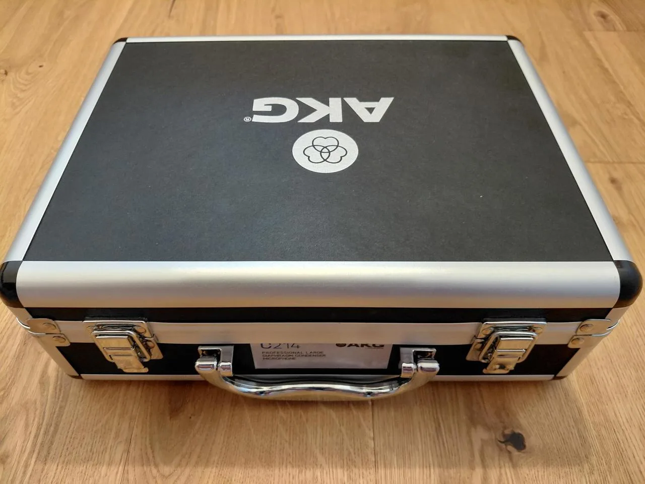 AKG C214 Kondenzátorové mikrofony