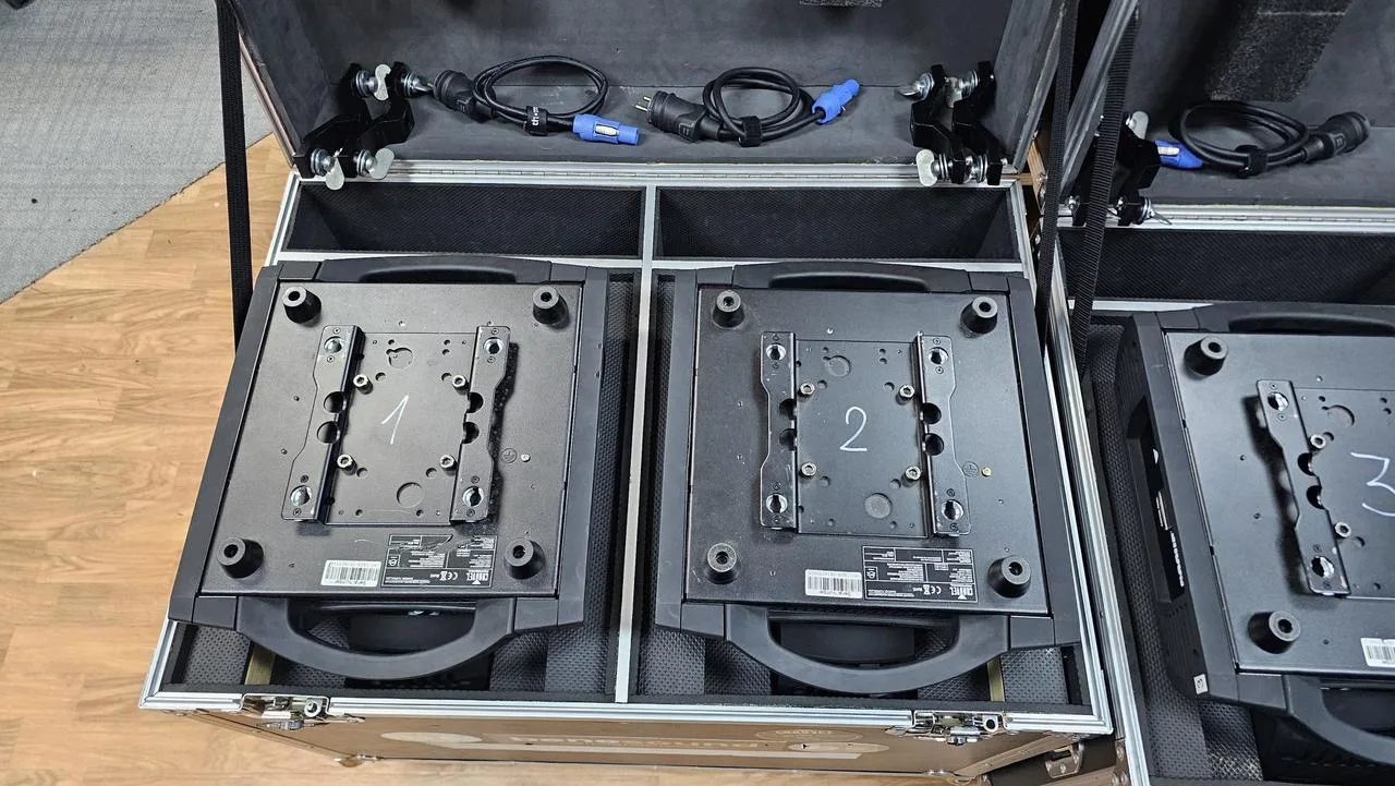 4x Chauvet Pro Rogue R2 Spot vč. case