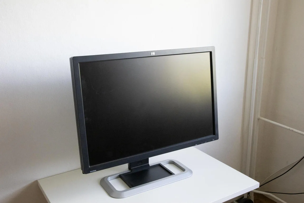HP LP3065 – 30" profesionální IPS monitor (komplet set)