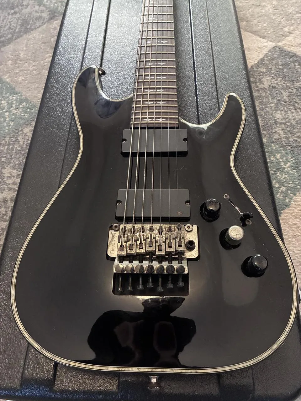 Schecter Hellraiser C-7 FR Floyd Rose - Black