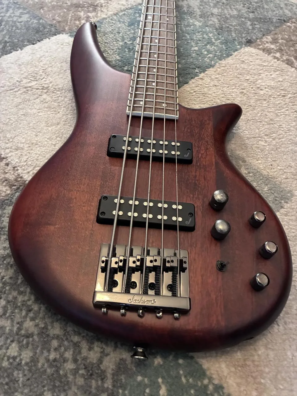 Jackson JS Series Spectra Bass JS3V, Walnut Stain, 5 strings