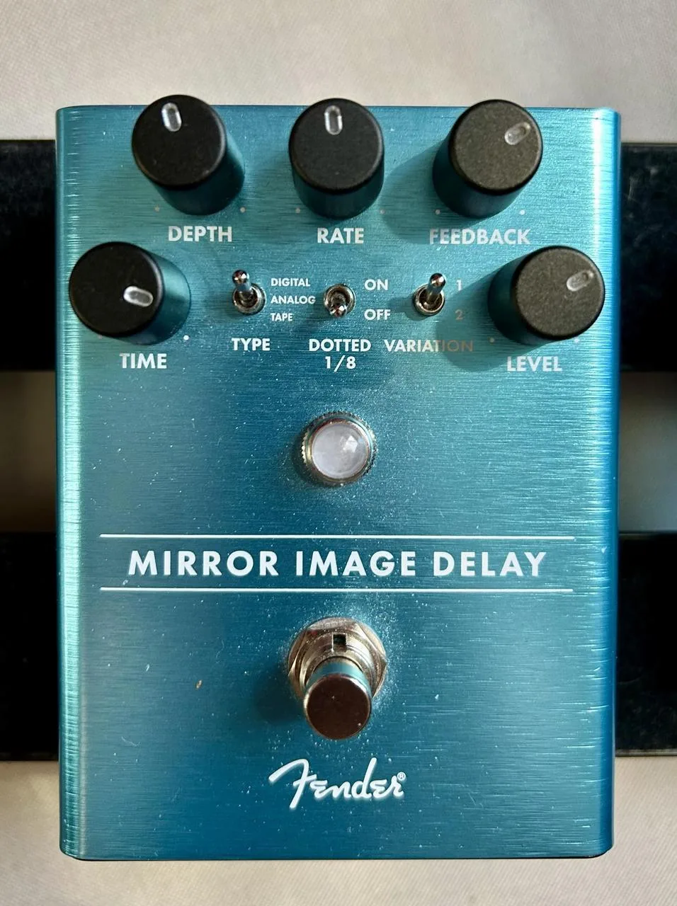 Fender Mirror Image Delay