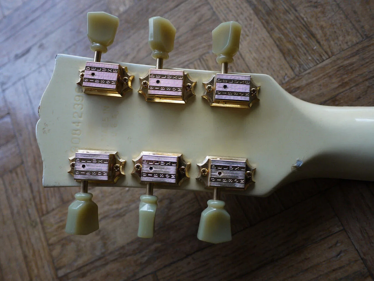 GIBSON Les Paul Studio 1992 Alpine White - Hmatník EBEN