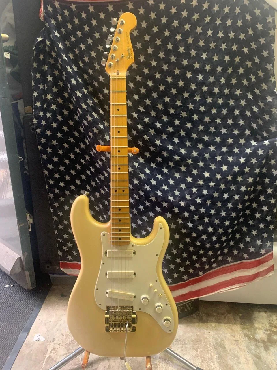 Fender Stratocaster Elite Blond USA 1983