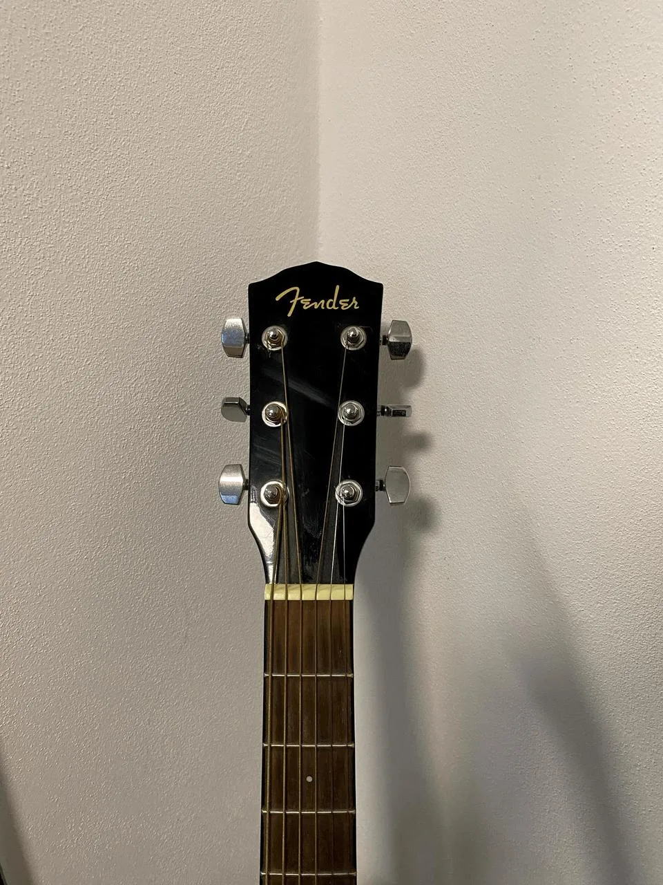 Fender CD 60SCE, elektroakustika