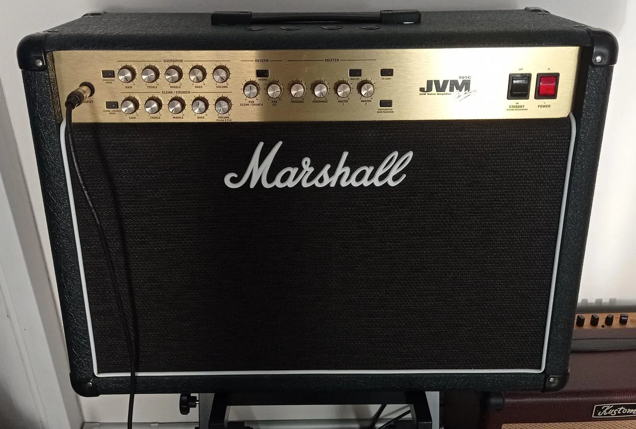 Marshall JVM 205C - sleva o dva tisíce