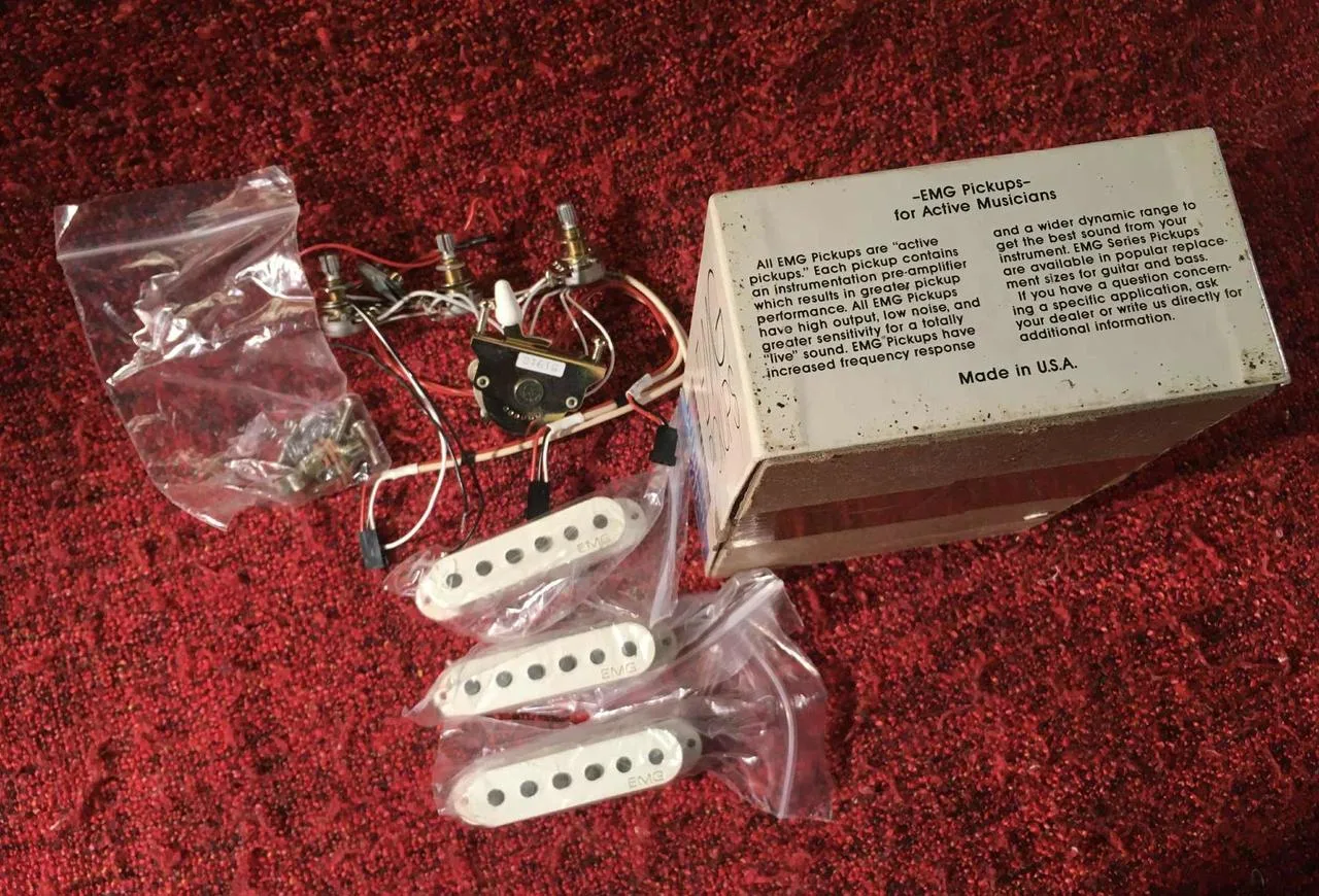 EMG SV Stratocaster set (Made in USA), old version