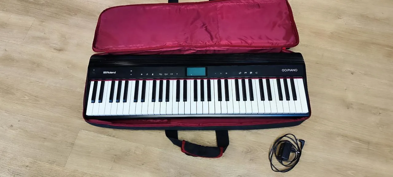 Prodám Roland GO Piano 61