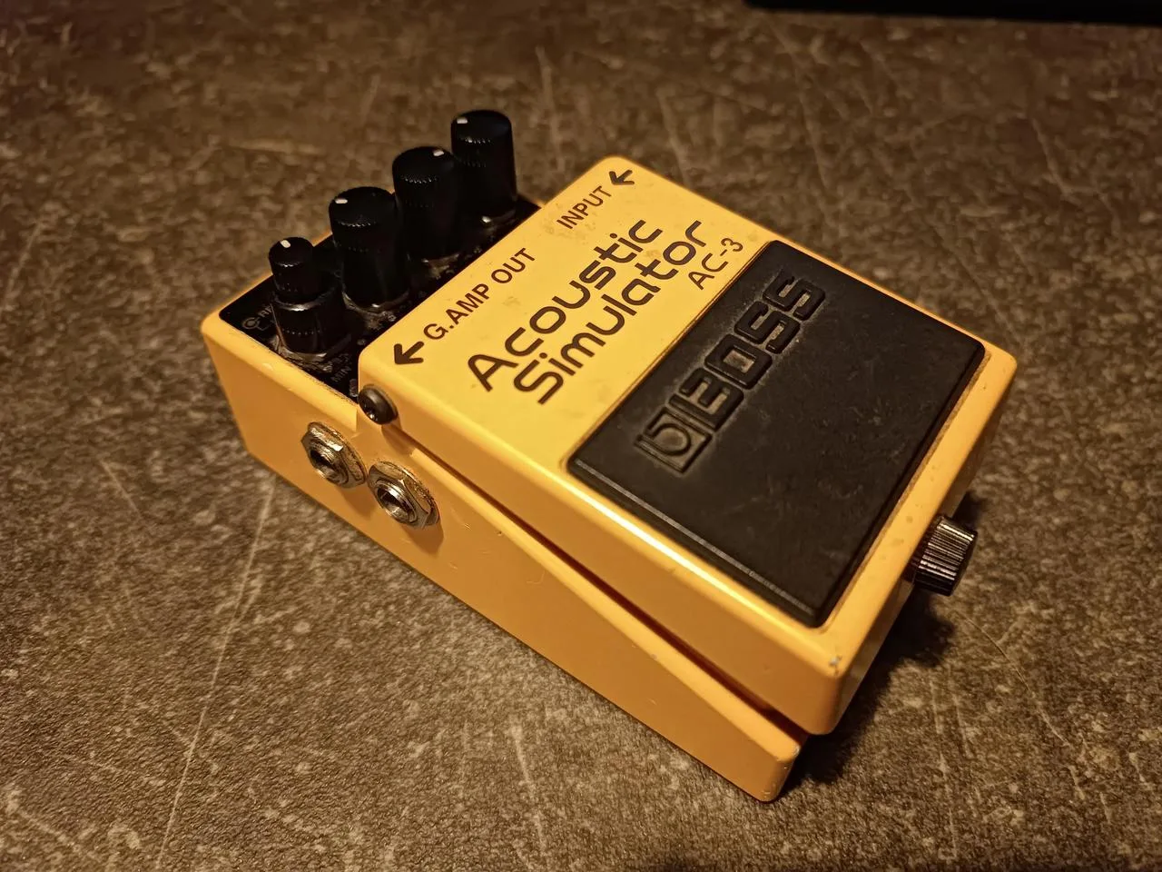 Prodám Boss AC-3