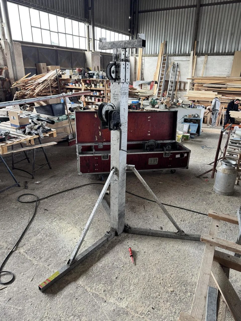 2x Stojany na 250kg/5,7m
