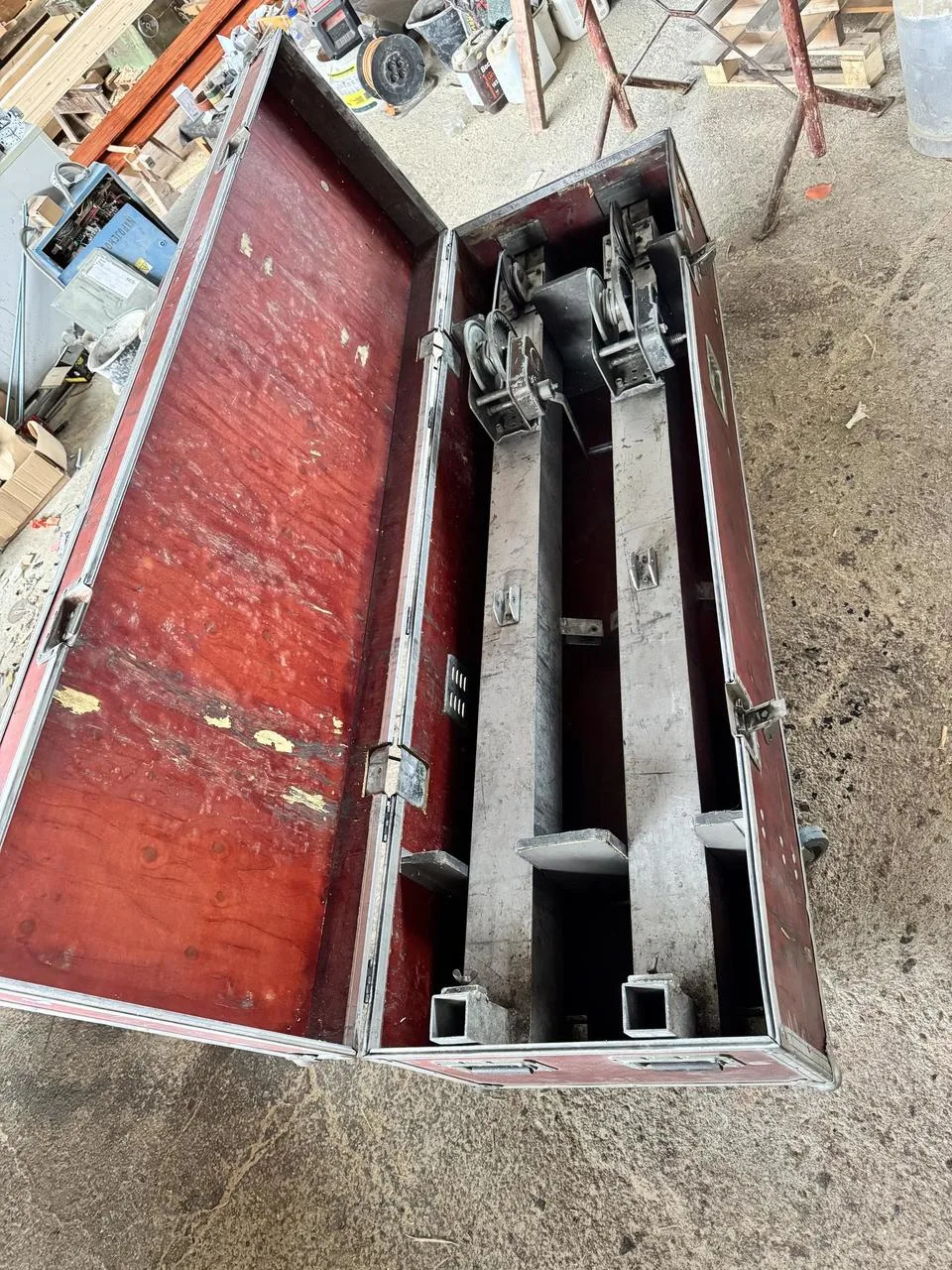 2x Stojany na 250kg/5,7m