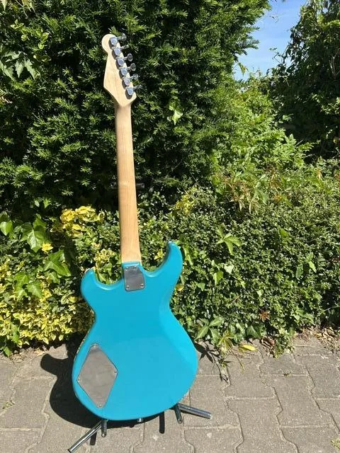 charvel superstrat fireworks