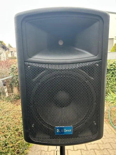 Aktivní reprobox 12" KAIFAT PSP212A + stojan – id. zpěv/akce