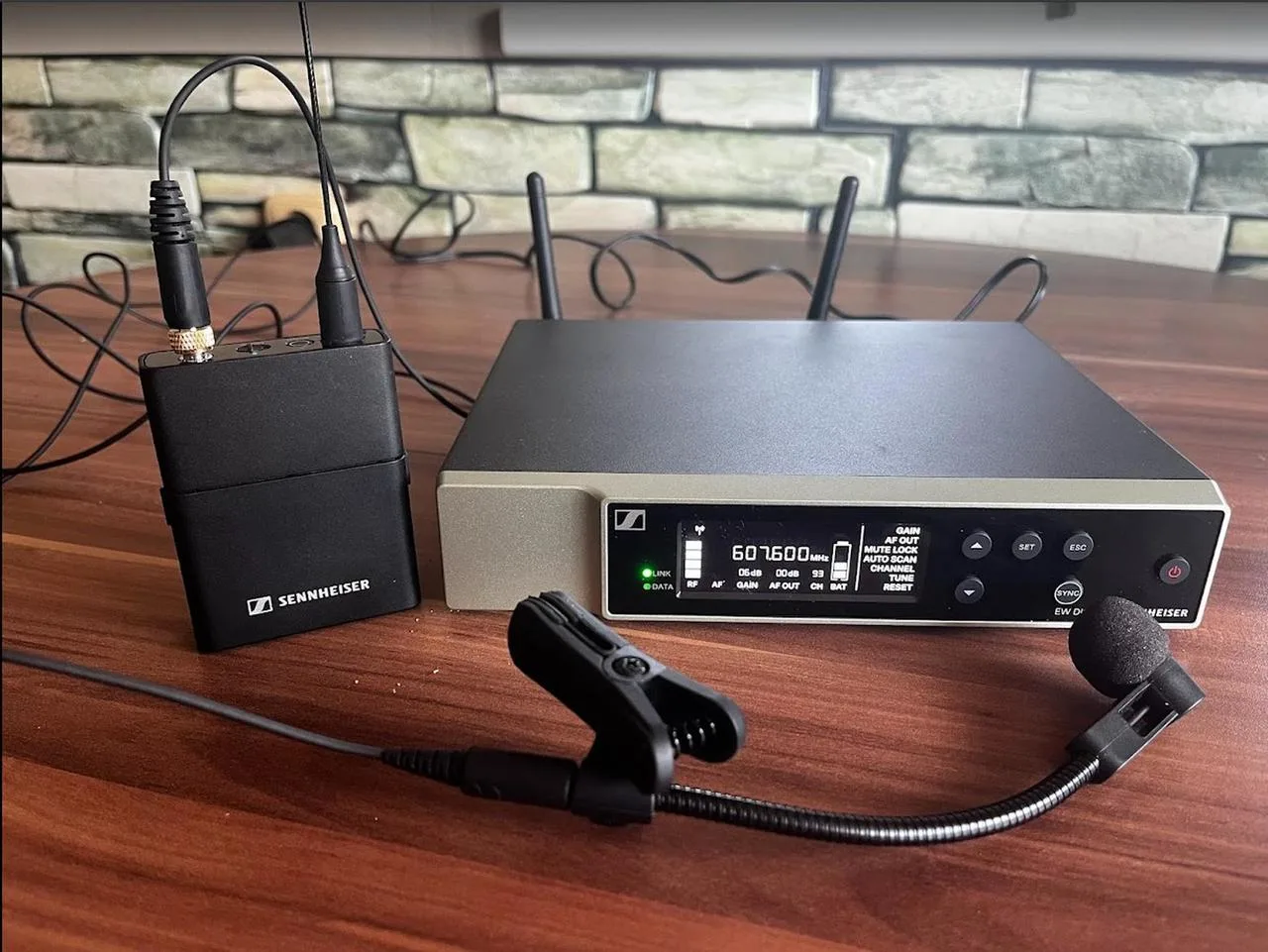 Sennheiser EW-D + e908B – Profesionální bezdrát, v ZÁRUCE