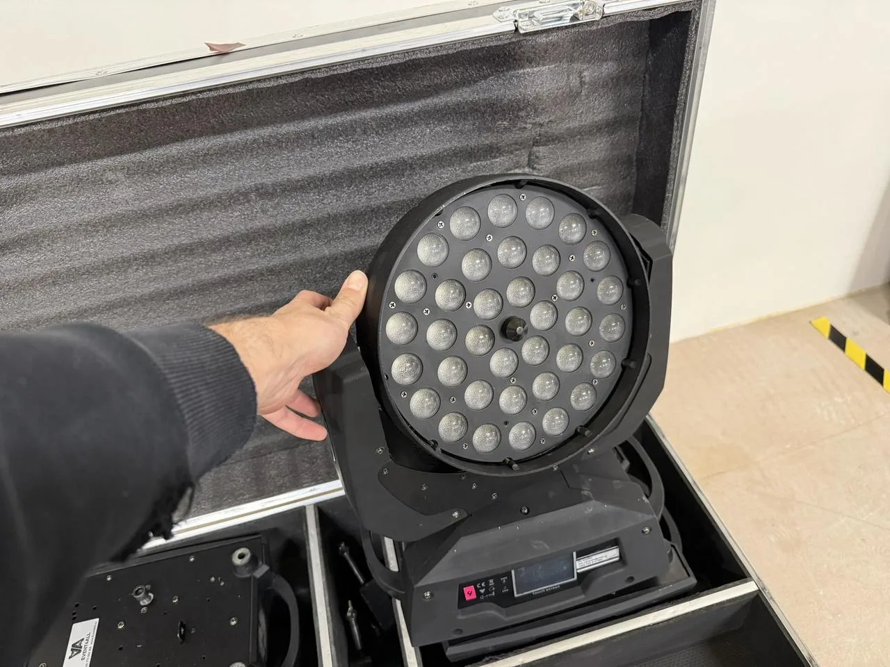 Led wash 33x10