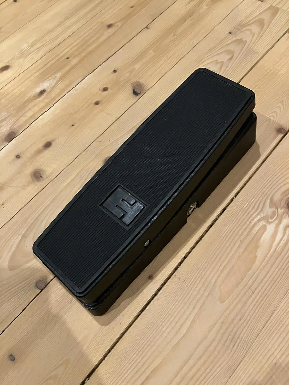 Prodám WahWah pedál Electro-Harmonix Wailer Wah